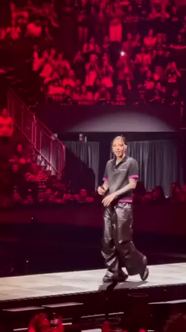 Buen día! Young Miko en Orlando cantando Gabriela 🖤✨@baby miko 💗 #babymiko #paratii #itsyoungmiko 