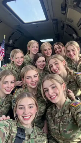 Be honest, you usuallyfollow and like hot girls inpretty dresses, not femalesoldiers, right?#femalesoilder #usa#armylove#military #militarywomen