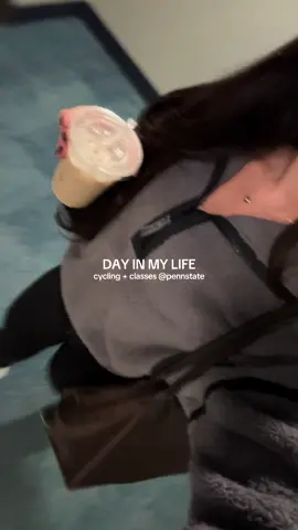 Back with another voiceover!! Having mixed feelings over the weather officially being cold #lifestyleblogger #aestheticvlog #dayinmylife #collegelife #pennstate 