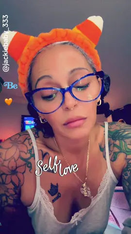 When you start doing things for yourself, and you start living?#jackiebaby_333 #selflove #LIVEIncentiveProgram #JustGoLIVE #PaidPartnership 