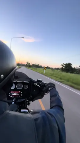 #hdเท่านั้นที่ใช้เดินทาง #harleydavidson 