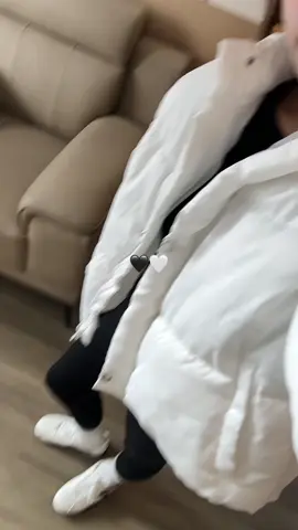 Áo phao xinh nhà miho  🤍🖤