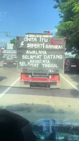 Awali dg om swastyastu akhiri dg om santih santih santih 🙏🏻🙏🏻om#trwnding #vilar #fyppppppppppppppppppppppp 