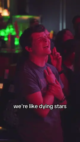 Played this song for the first time in Nashville and you all sang so loud!!! What?! Thank you x #originalsong #folk #dyingstars #harmonies #nashville 