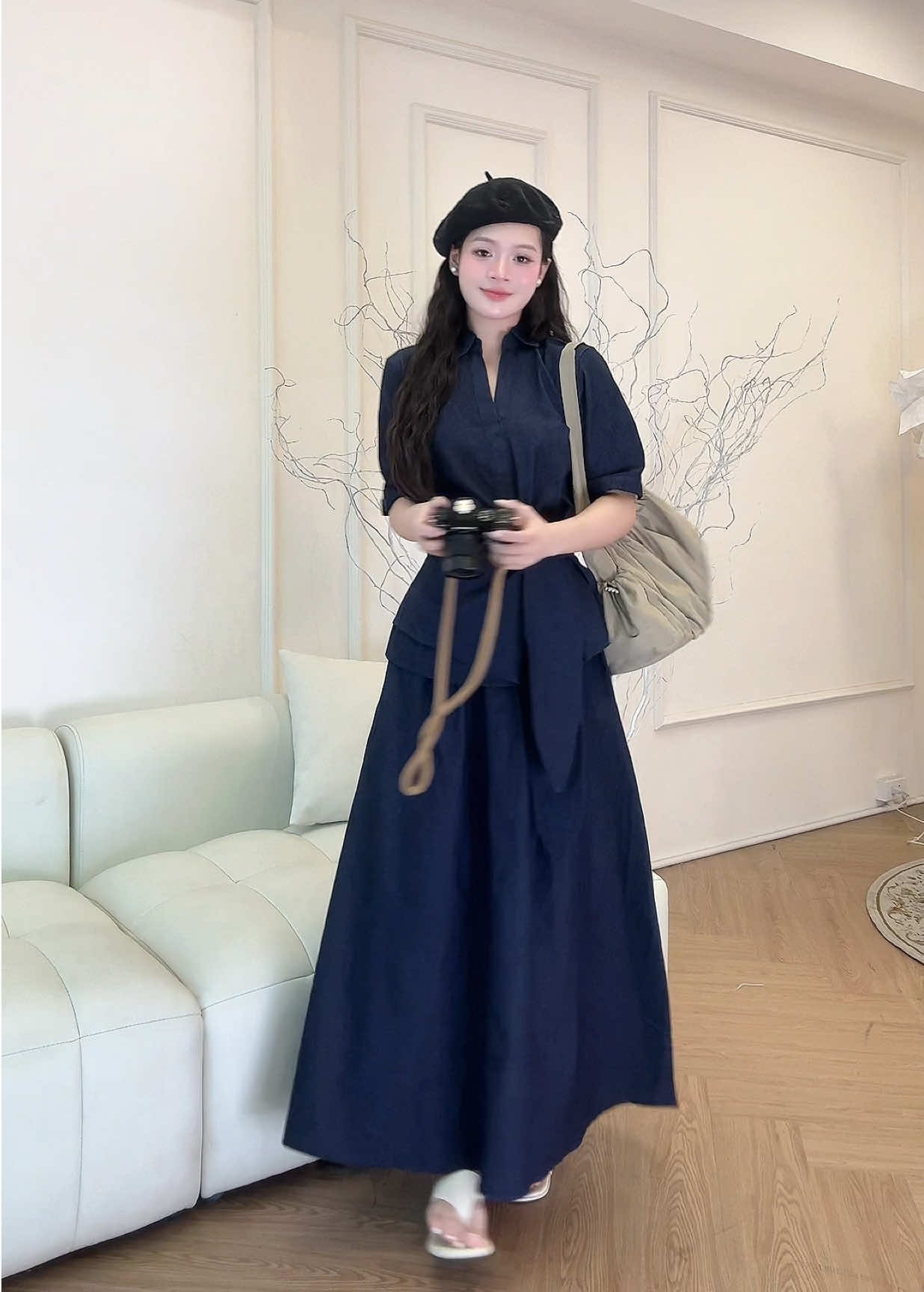 Set này xinh ạ, che khuyết điểm còn tôn dáng nữa ạ 