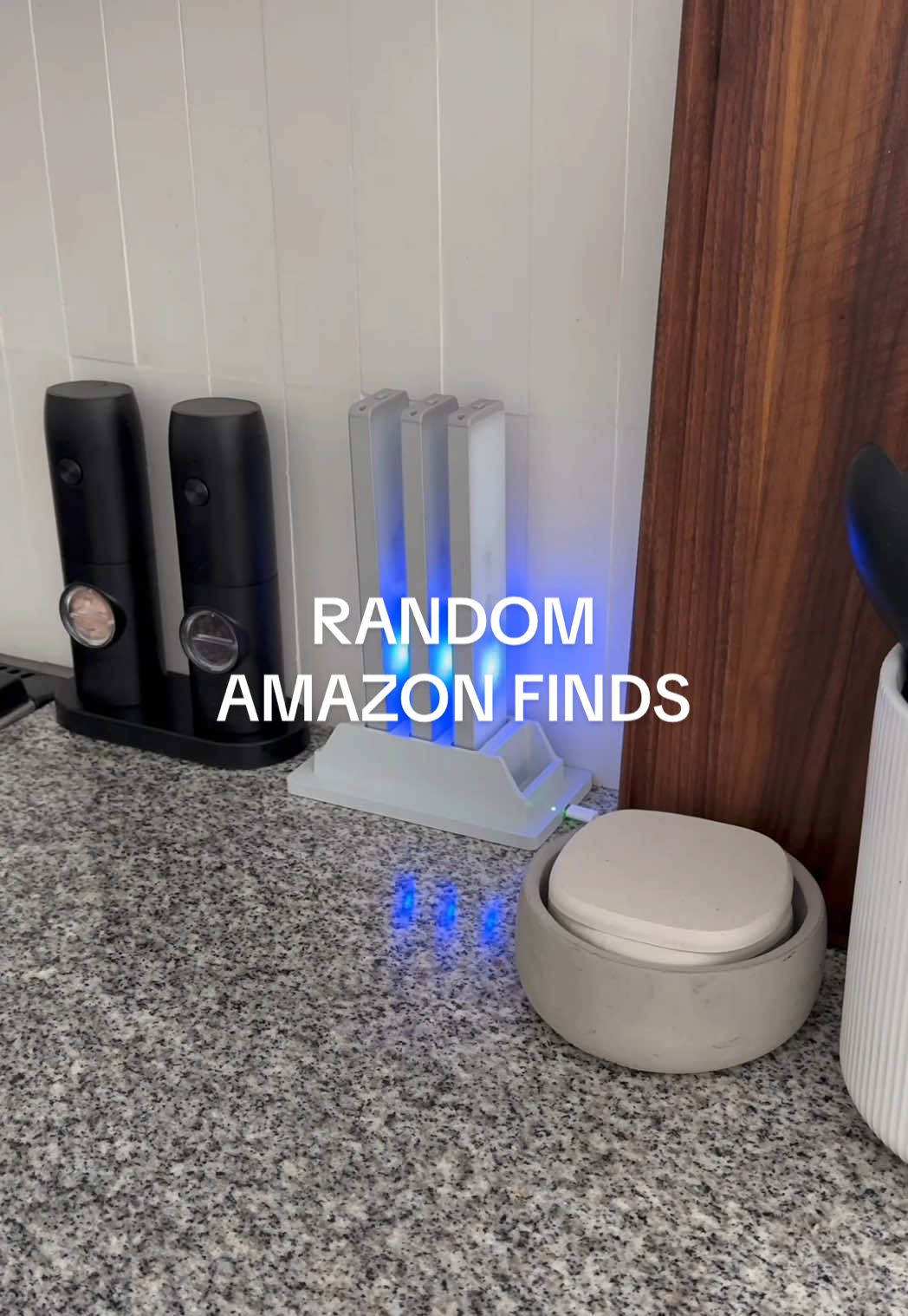 I love all these random Amazon finds! All on my storefront! #amazonfinds #amazonmusthaves #amazonfavorites #amazonhome #homefinds 