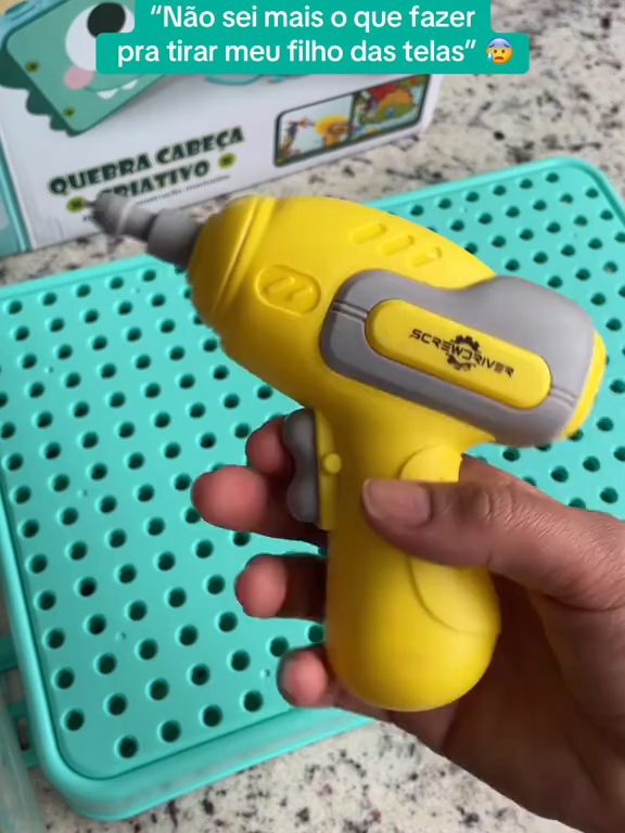 Mini engenheiros em ação! 🛠️🧠 O Kit Ferramenta Infantil com Parafusadeira ELÉTRICA de verdade (mas de brinquedo!) estimula a criatividade e a coordenação motora. Brinquedo Montessori: Aprender brincando é a melhor construção! De R$ 60,00 💰 *Por R$ 34,99* 😱 🛒 Compre agora 👉 https://s.shopee.com.br/1gA0xKGiCy ⚠️ Promoção sujeita à alteração de preço e estoque do site