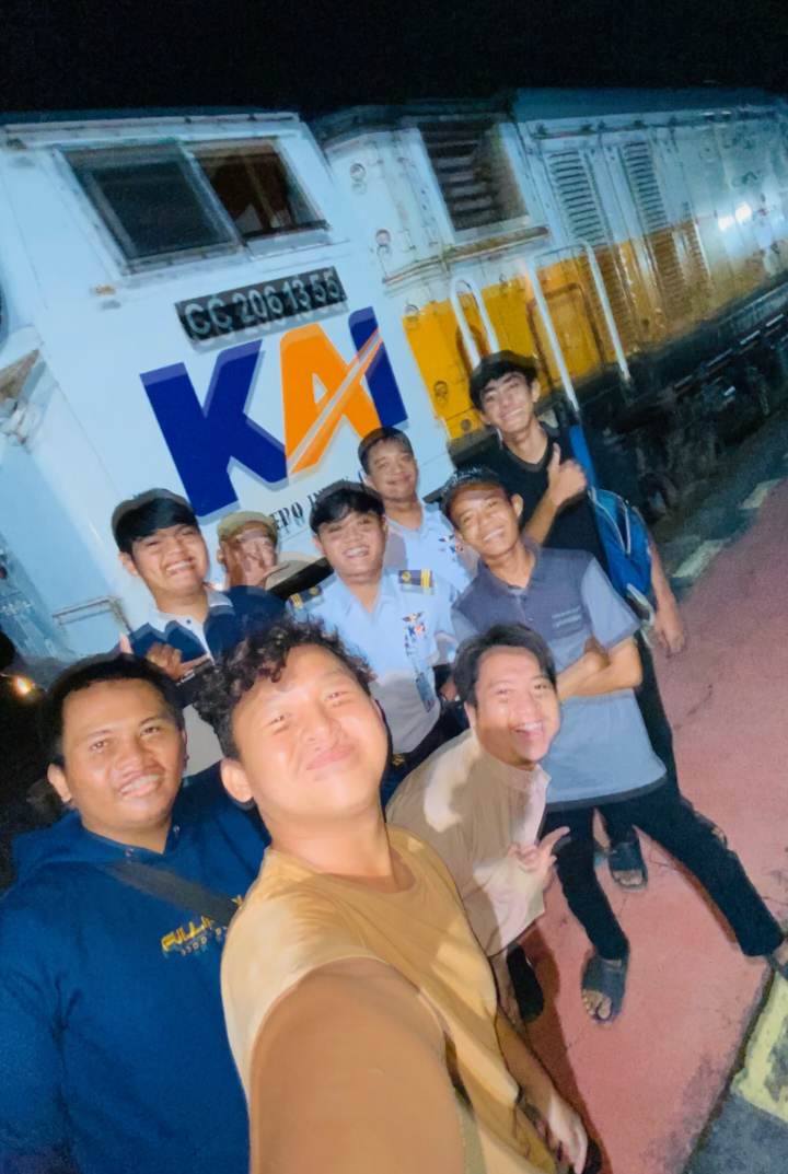 duet maut🤙🤪🫳 #masinisindonesia #kai121 