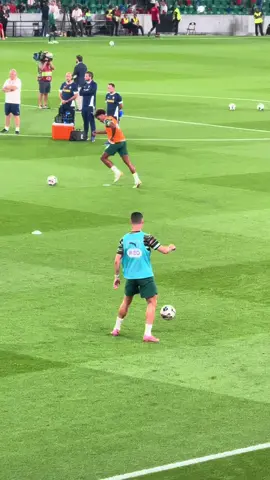 skills 😍#cristianoronaldo #fyp #foryou #portugal  flw on my ig: samuel_mak0 thank youu