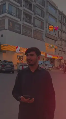 I am back for TikTok #foryou #fyp #unfrezzmyaccount 