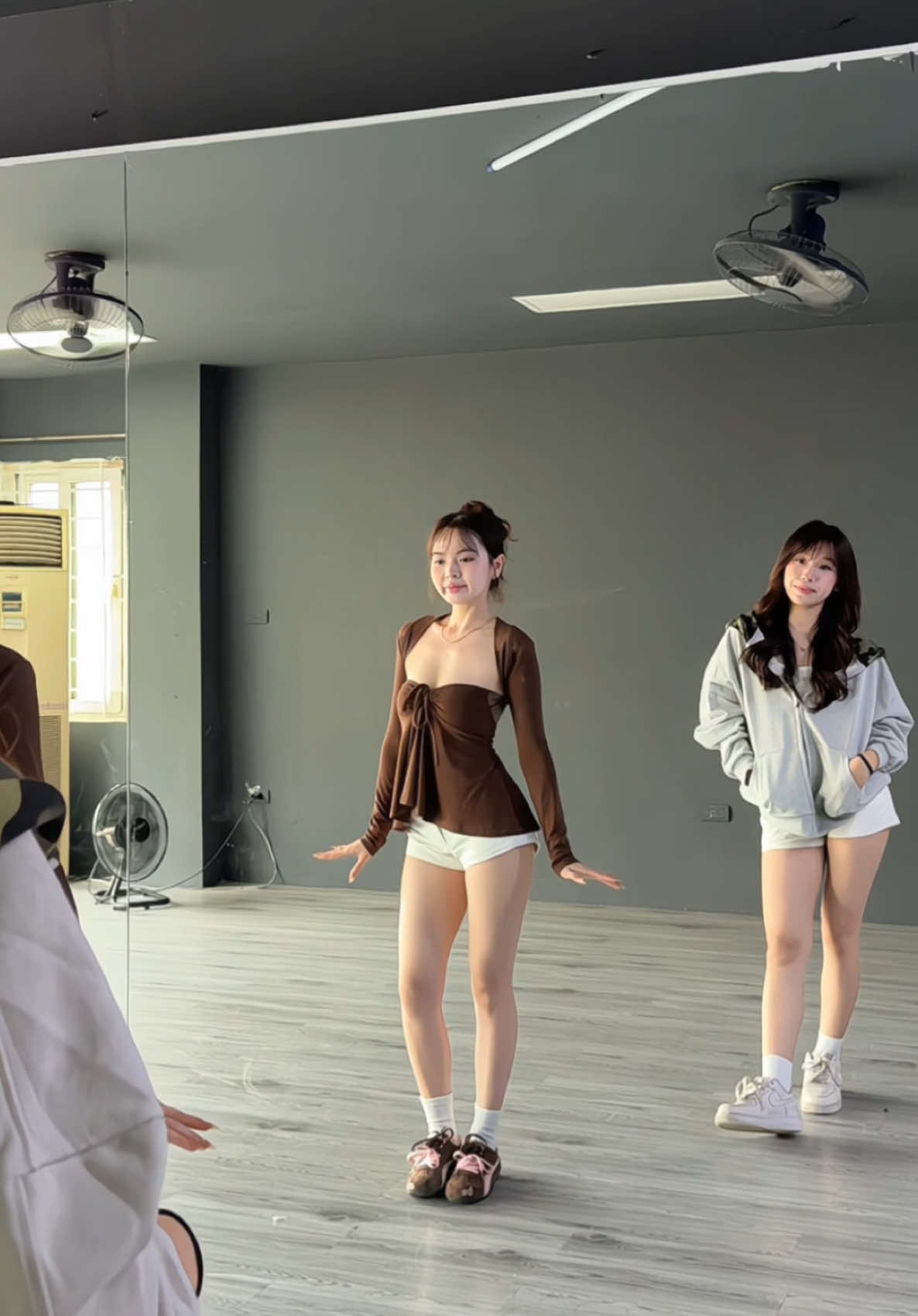 Đưa cái trend này quay trở lại ngay cho tôiii #changdaynhay #xuhuongtiktok #fybシ #foryou #tutorial 