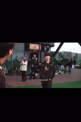 Chớp chỉ cất hộ đt cho công chúa thôi 😄😄😄#hleFighting #hlewin #peanut #hanwangho #zeus 