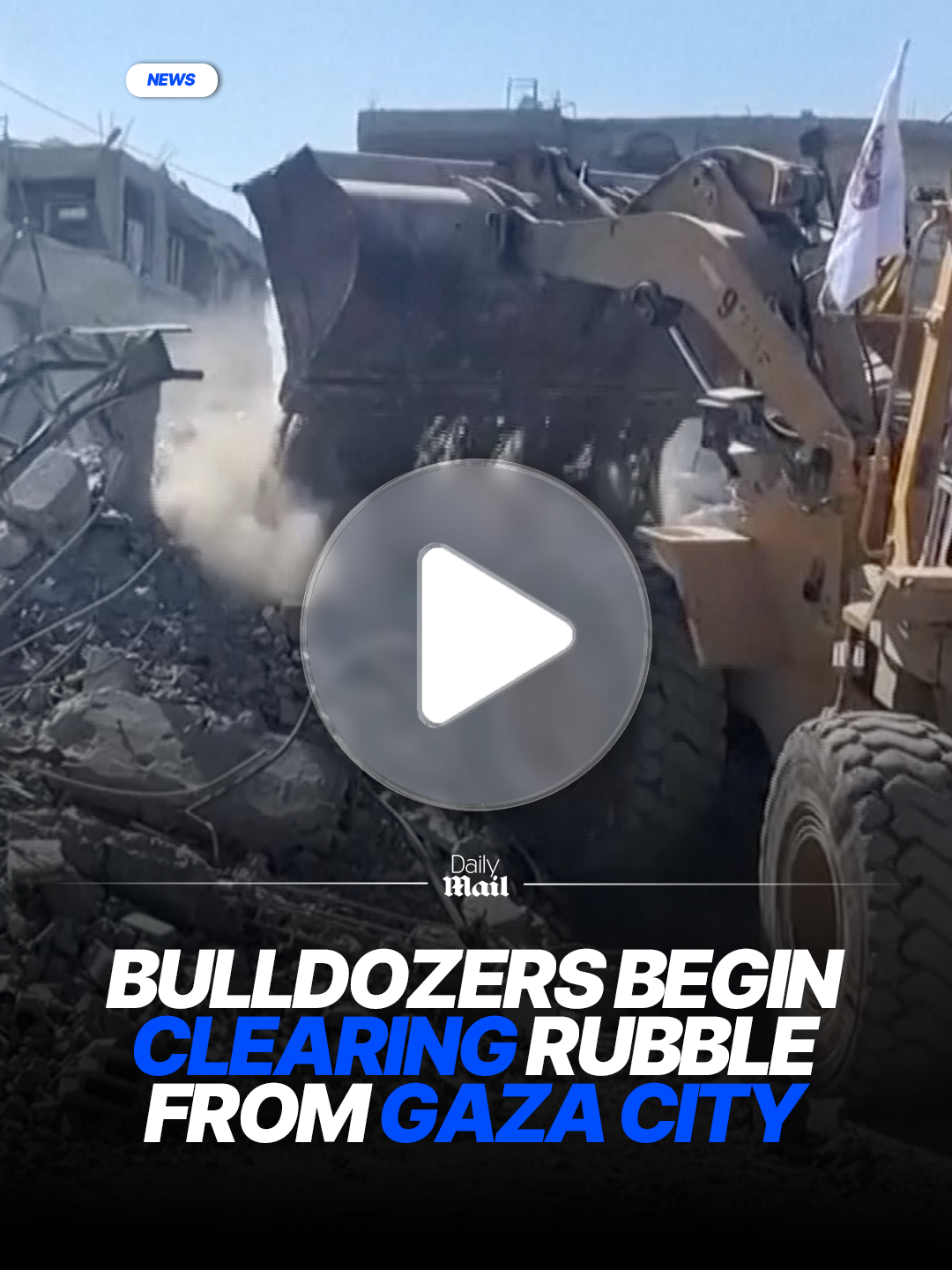 Bulldozers — some flying Qatari flags — are moving through Gaza City, clearing debris and rubble from roads as part of recovery efforts that began right after the ceasefire. The local municipality says the goal is to reopen main routes and help displaced families return from the south to their homes in the north after the ceasefire deal was reached. Drone footage shows the massive scale of destruction, with entire blocks reduced to rubble. #news #gaza #palestine #ceasefire