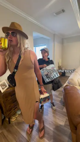 Dress like your spouse party #dresslikeyourspouse 