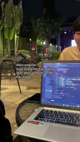 ini buat coders JelajahKode ga semangat kalo di suruh bikin web JelajahKode sendiri 😭 #jelajahkode #solusidigitalmu #jasapembuatanwebsite #websitecompany #websiteuntukumkm 