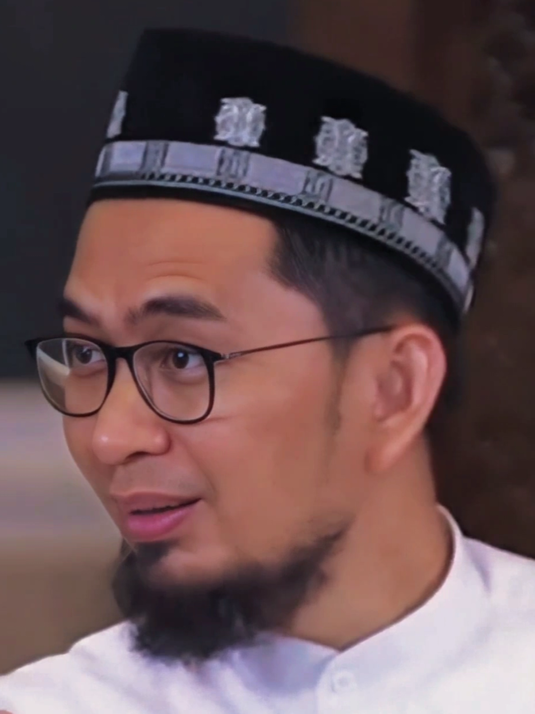 tidak semua orang menyukai kita #ustadzadihidayat 