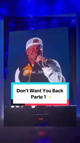 “On the Backstreet's Back, alright”  💃🏻✨🕺🏻 @Backstreet Boys @The Town Festival #BackstreetBoys #bsb #TheTown #DontWantYouBack 