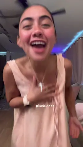 In loveeee #pjs #fashiontiktok #haul #women #inlove 