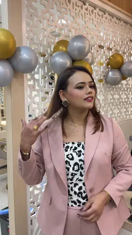 Thank you so much dear for your love and support ❤️❤️ @flawless makeup and nails hub #HouseOfBeautyKathmandu #GrandOpening #ThankfulHeart #hairbysonista #NewBeginnings 