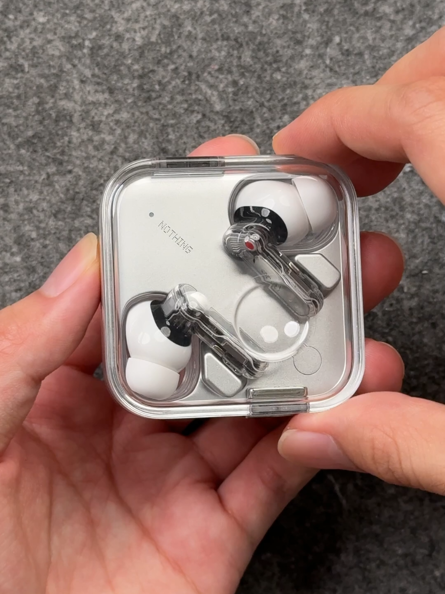 Nothing Ear (3) เคสอะลูมิเนียม ดีไซน์โปร่งใสอย่างเท่ แล้วเสียงดีมั้ย? 🤔 #หูฟัง #Earbuds #Nothing 