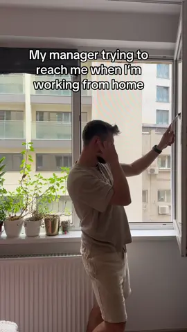 Oh @Sabrina Carpenter how you help us find our work-life balance😂 #office #corporatelife #funny #fyp 