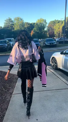 Every piece hittin’, like I planned it including my confidence 💗🔥🖤 @chrisbrownofficial  #fypシ #literallyjustagirl #OOTD #breezybowl #raleighnc 