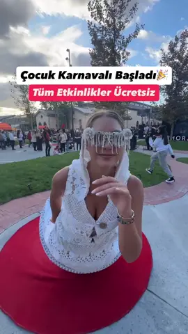 Tersane İstanbul’un yeni açılan AVM’sinde ücretsiz ‘Fairy Tale Çocuk Karnavalı’ başladı🤩🎉 Karnaval: 18-19 Ekim Cumartesi-Pazar devam ediyor. Her şey tamamen ücretsiz🎉 ⏰ Gün boyu 12:00-21:00 arası  Hafta sonu boyunca: 🎨🎭 Resim,grafiti,teraryum tasarlama,mum yapımı, seramik,sabun yapımı,karikatürünüzün yapılması gibi pek çok etkinlik bulunuyor. Gün boyu karnaval korteji,akrobatlar, performanslar dolu dolu geçen bir karnaval. Biz ailecek çok eğlendik. Hatta bu kadar etkinlik basıl olurda ücretsiz olur dedik her şey harikaydı😍 Daha gazla içerik için @geziarsiviniz takip etmeyi unutma 💫 Reklam değildir tavsiyedir. #çocukkarnavalı #tersaneistanbul #ücretsiz #etkinlik #çocuketkinlikleri  