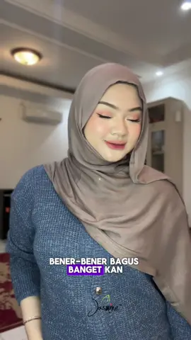 Siapa yang belum coba Viscose Jasmine? Look kayak gini cantik banget kan? Check out dulu terus langsung ikutin tutorial ini yaa😍🫶 #pashminakaos #ootdhijab #tutorialpashmina #tutorialhijab 