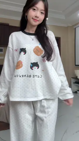 Bộ này cute lắm luôn í