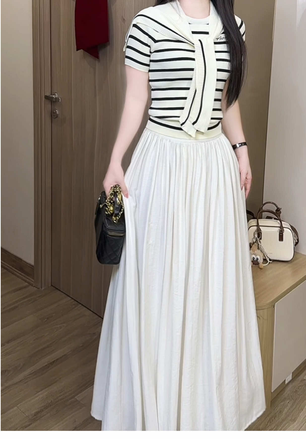 Chân váy midi dập ly siu đẹp dáng dài. Tôn dáng chân dài , chất mềm đẹp  siu hot   #chanvay  #chanvaycongso #chanvaydai  #chanvayxinh #chanvaymidi 