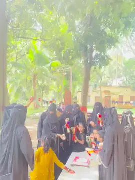 কে কে আছো আপুরা সারা দাও 🥰🥰🥰 সবাই কপিলিং আর রিপোস্ট করিও আপুরা 🥰🥰🥰🥰🥰