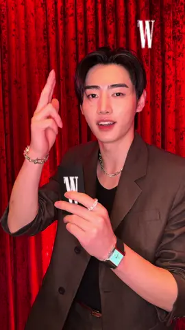 #LoveYourW 엔하이픈 성훈, 정원, 제이크가 뽑은 미션은 무엇일까요? 성훈은 올데이 프로젝트 <Wicked> 챌린지를, 정원은 아웃핏 소개를, 제이크는 코르티스의 <Go!> 챌린지를 픽했습니다. 그 하이라이트를 영상에서 확인하세요. @wkorea - #LoverYourW #유방암인식향상캠페인 #더블유 #wkorea