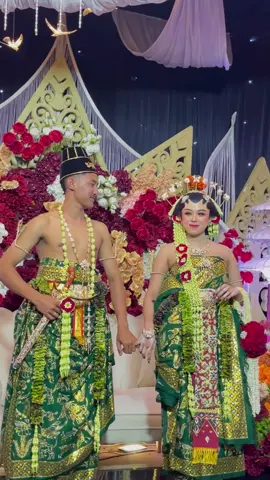 SOLO BASAHAN bye@khadijahazzahra.makeup #solobasahan #jawa #pengantin #khadijahazzahramakeup #fyppppppppppppppppppppppp 