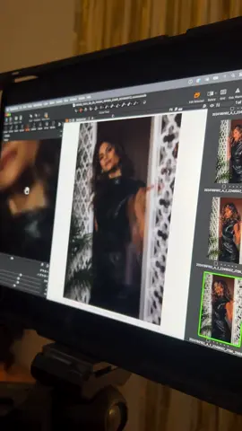 It’s the time of the year where faux leather completely takes over our wardrobe.