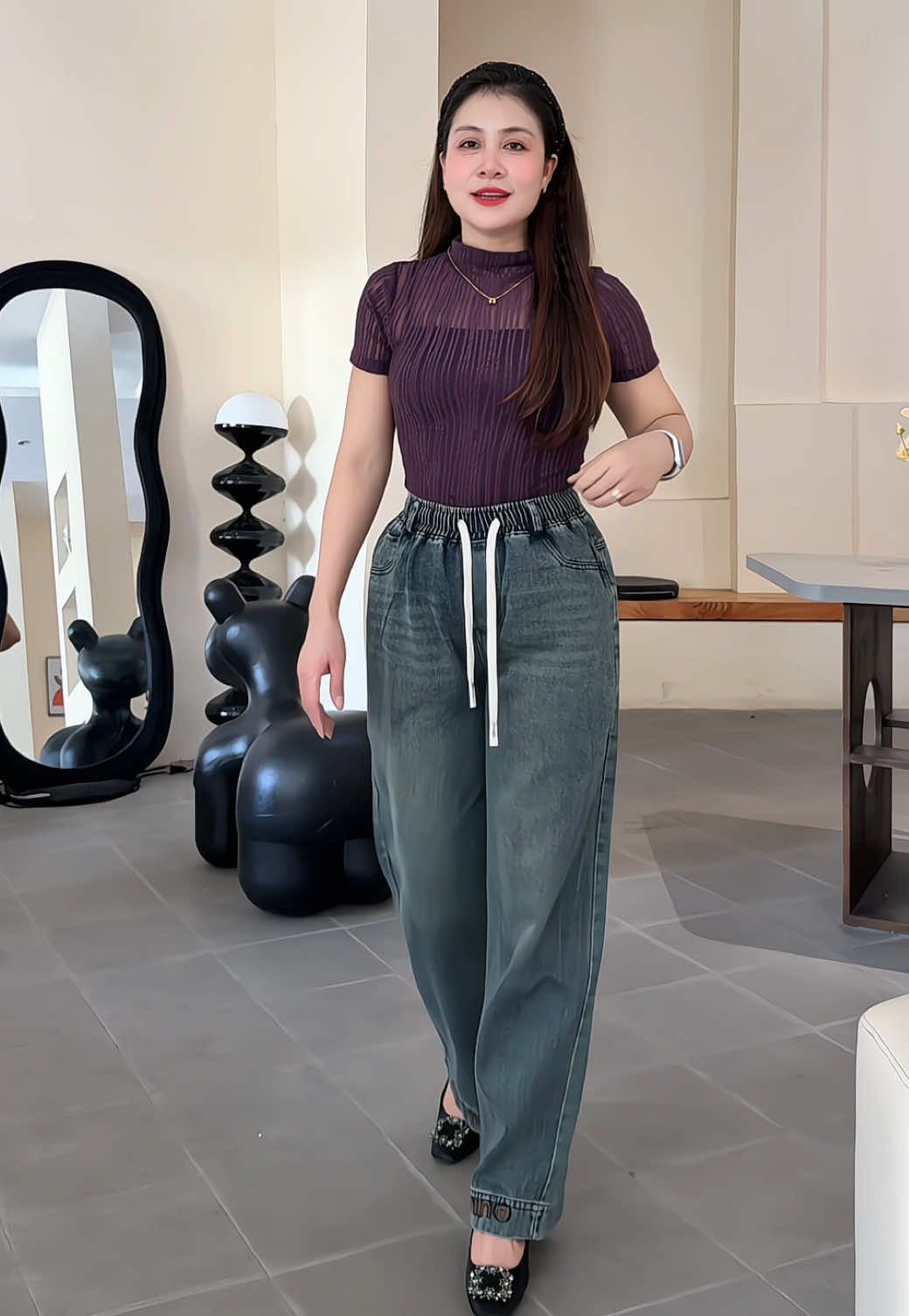 Quần jeans suông dài, thêu #quanjeannu #quansuong #moonmummim 