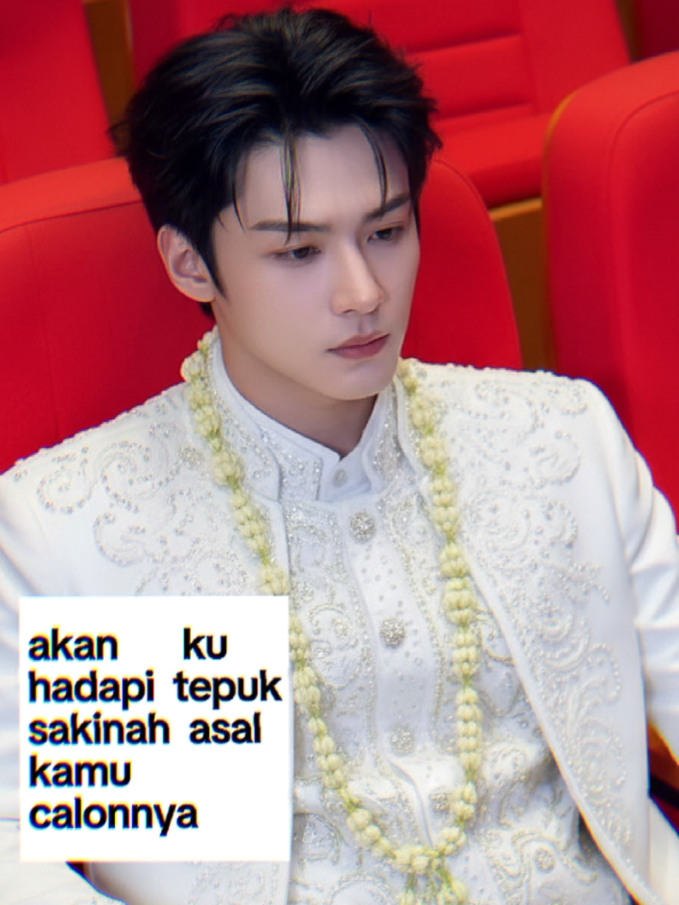 Eyyy bercanda yaa😁 tadinya foto pertama mau pakai foto sendiri tapi takut di tandain sama pawangnya ntr di black list ga boleh ketemu cheng ge🥲 #chengxiang#chengxiang程相#程相 