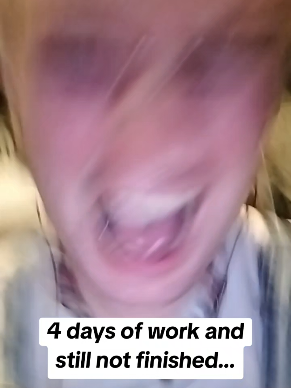 brb...crashing tf out ‼️ #brisbaneartist #brisbane #painting #meanjin #