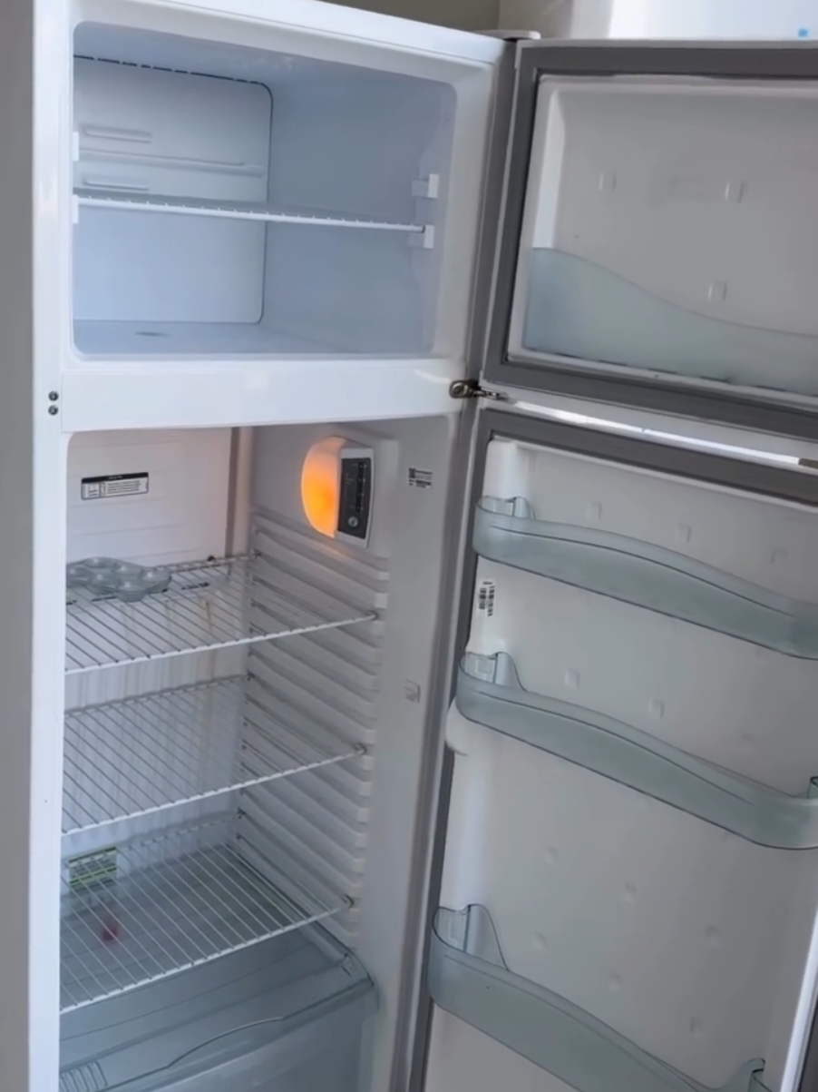 Dê uma olhada em Geladeira Consul 334L CRD37EB Cycle Defrost com Freezer Supercapacidade Branca por R$2.499,00. Compre na Shopee agora! https://s.shopee.com.br/9zp8wjJBDt