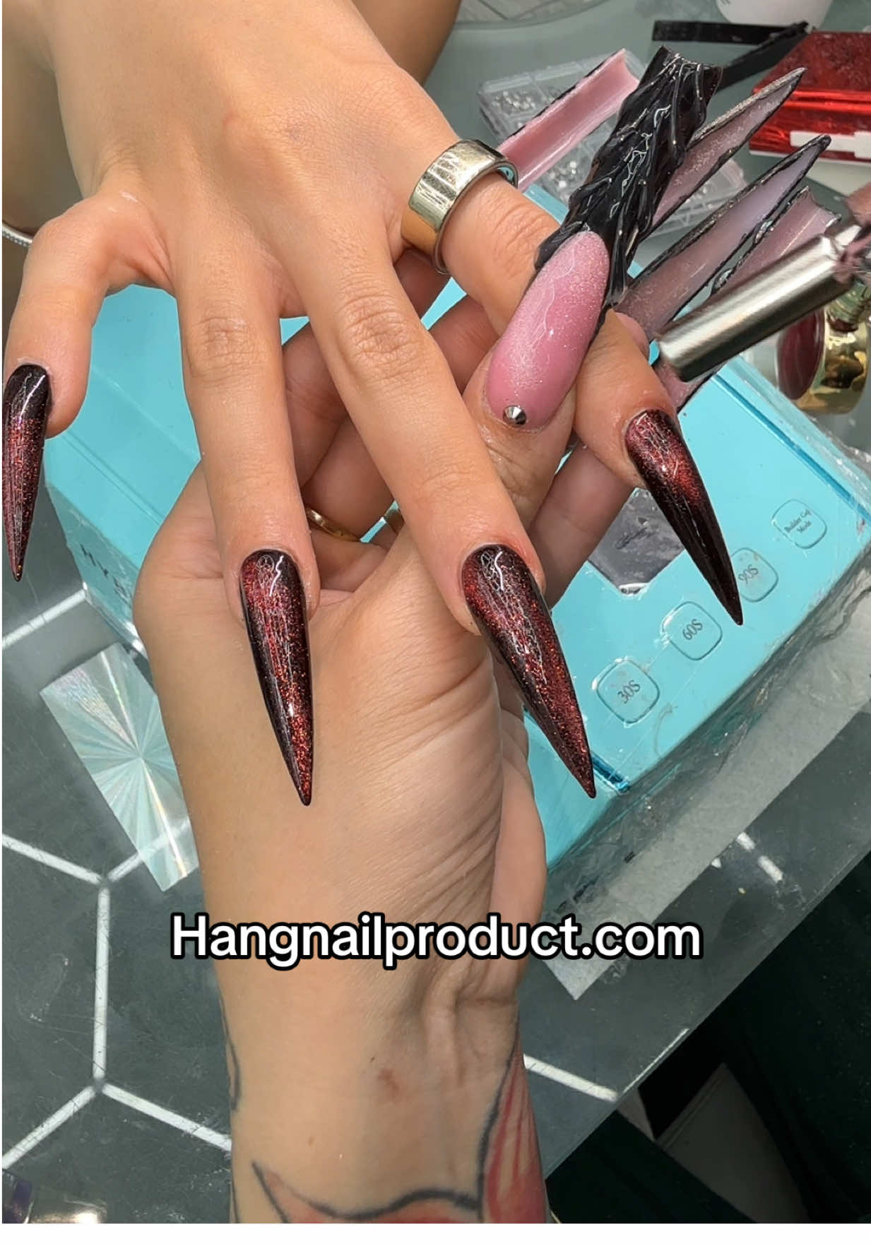 @Hang Nail Product LLC 💅🏼💅🏼 #flexgelx #gelx #nailproduct #cateye #halloweennails ❤️