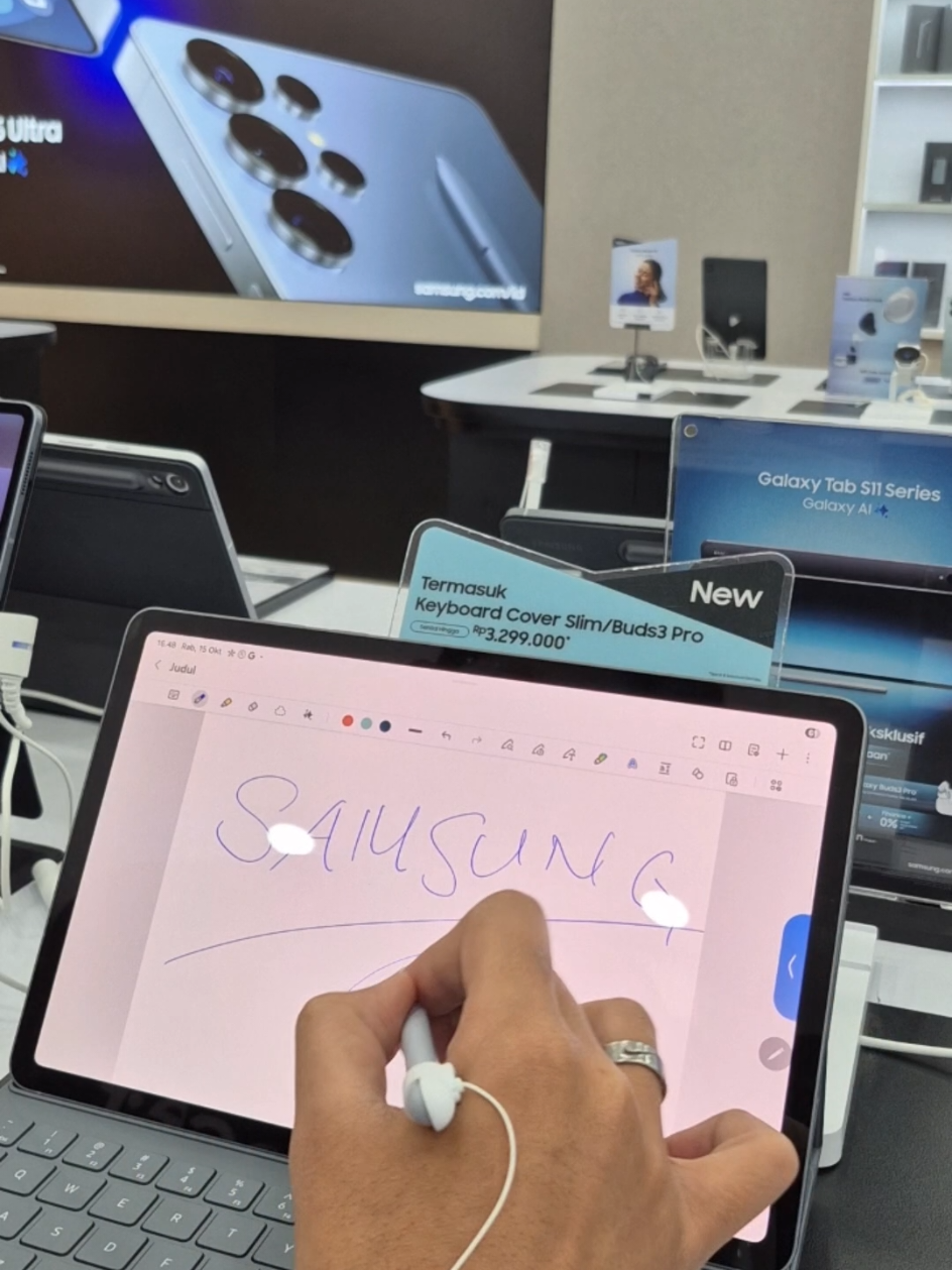 New Samsung Galaxy Tab S11 Series dengan design tipis, ringan serta powerful performanya yang di lengkapo dengan pengalaman AI and New Spen Terbaru✨️ #tabs11samsungindindonesiamenang #galaxytabs11series #galaxytabs10lite #branchopssulsel #samsungstoretrio 