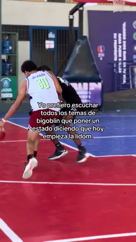 Jalto me tienen todo el mundo 🤣🤣😭#parati #basketball🏀 #fypppppppppppppp #curry #viral_video_ 