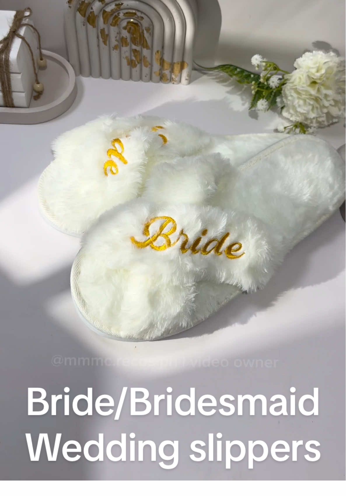 Wedding bridal slippers for you and your bridesmaids 👰🏻‍♀️ 💍 icheck mo na sa checklist mo future bride ✅ #weddingph #weddingtiktok #bridetobe #weddingslippers #weddingessentials 