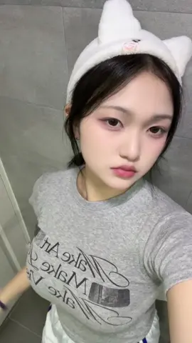 @라곰 lagom official 세정력 최고! 그래서 제 비법은요! 바로 라곰 폼클렌징! 올리브영 더블 기획 세트로 구매할 수 있으니 올리브영으로 달려가자!! #라곰 #폼클렌징 #lagom 