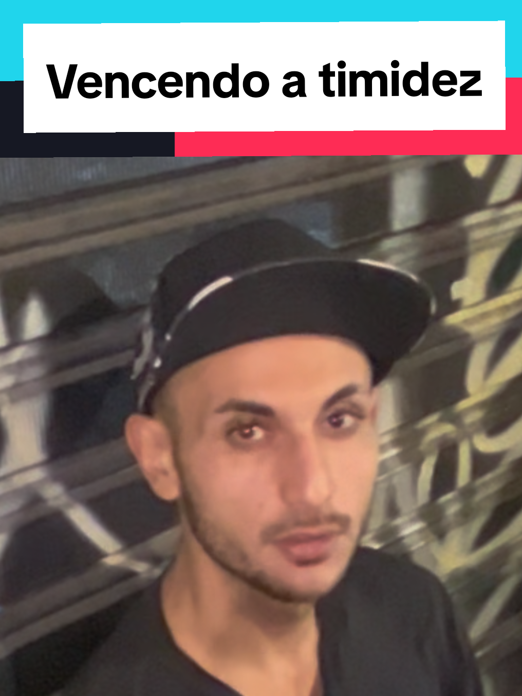 olha que cara mais lindo aí 🤣  . #videosengracados #humor #comedia #timidez 