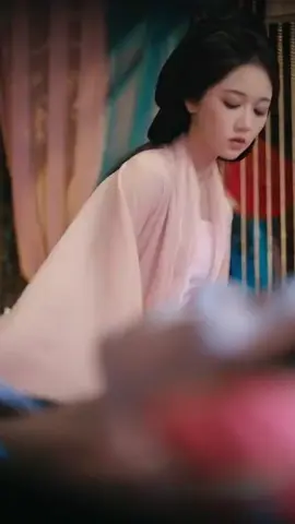 She Walked Barefoot Through Thorns, Bleeding, Just to Stay With the General. #SacrificeForLove #PalaceDrama #RebirthStory #RoyalRomance #familybetrayal 