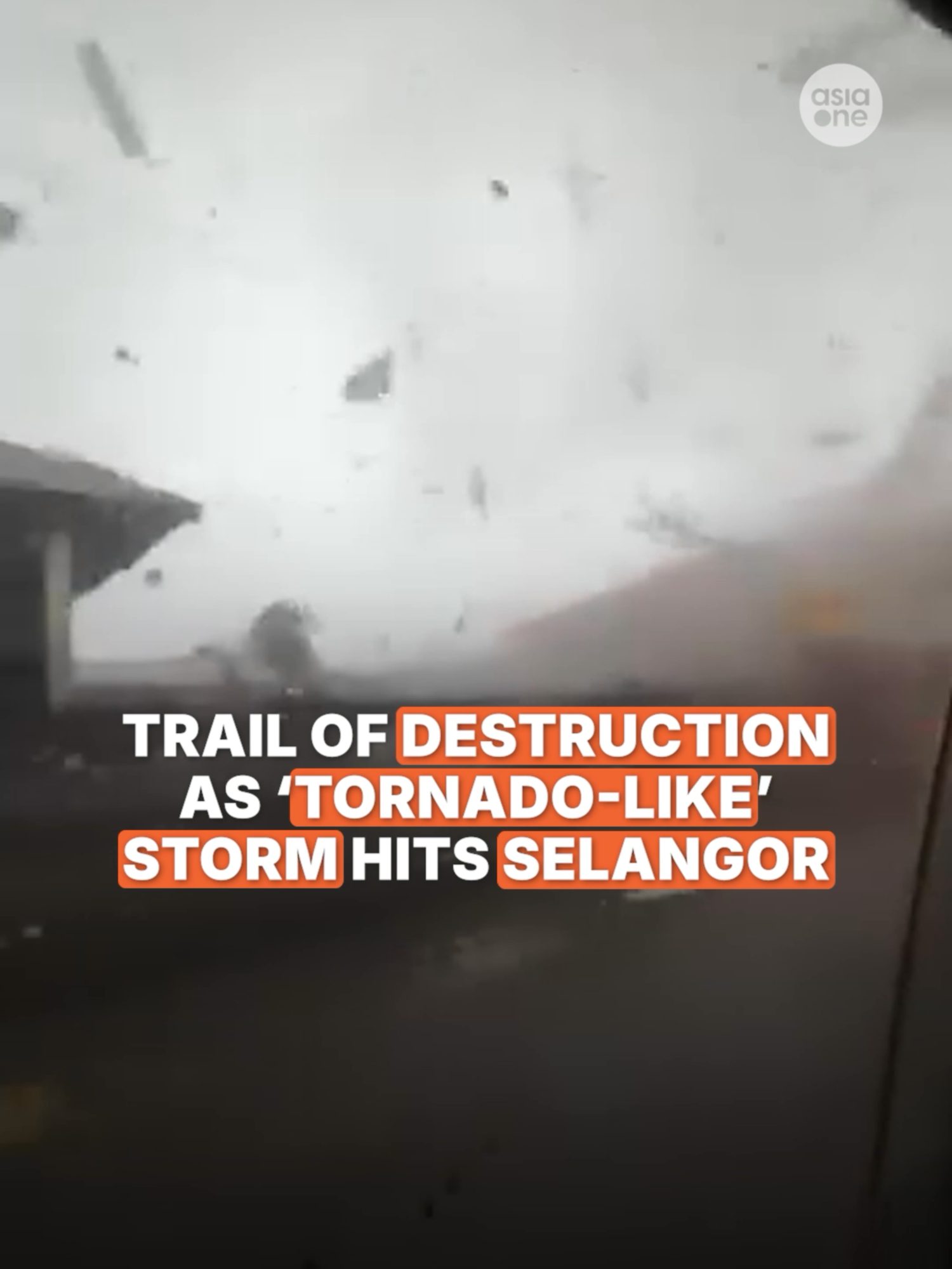 A fierce storm hit Selangor on Wednesday (Oct 15), leaving a trail of destruction. Videos posted on social media showed debris and roofing sheets swirling in the air. #MalaysiaNews #Malaysia #Selangor #Weather #Storm #Tornado