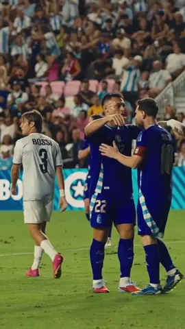على كاس العالم ناويين 🥳 #footballtiktok #sportsontiktok #كاس_العالم #ميسي #كاس_العالم_2022 