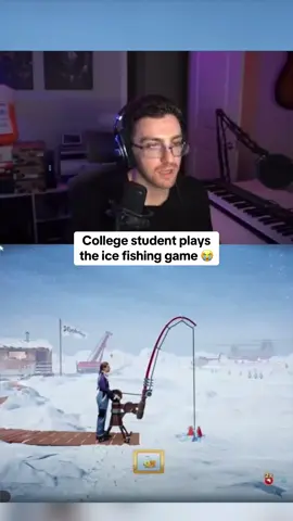 College student plays the ice fishing game 😭 #kickstreaming 