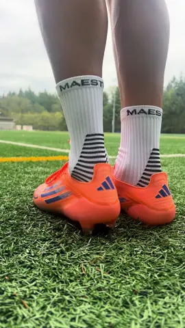 Daily Sessions 💆‍♂️⚽️ #futbol #football #Soccer #soccertraining #footballtiktok @Pro Soccer 