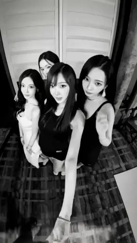 winter tidak kelihatan #aespa_official #winter #karina#giselle#ningning